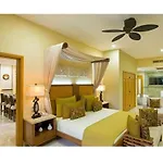 Garza Blanca Resort And Spa
